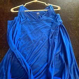 Womens shoulder cropped long sleeve shirt